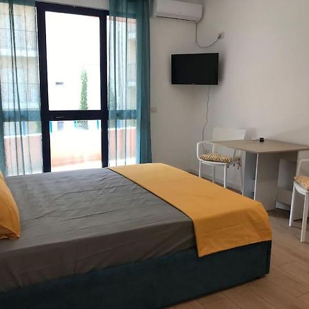 Near The Sea Apartment Golem  Ngoại thất bức ảnh