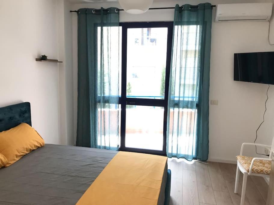 Near The Sea Apartment Golem  Ngoại thất bức ảnh